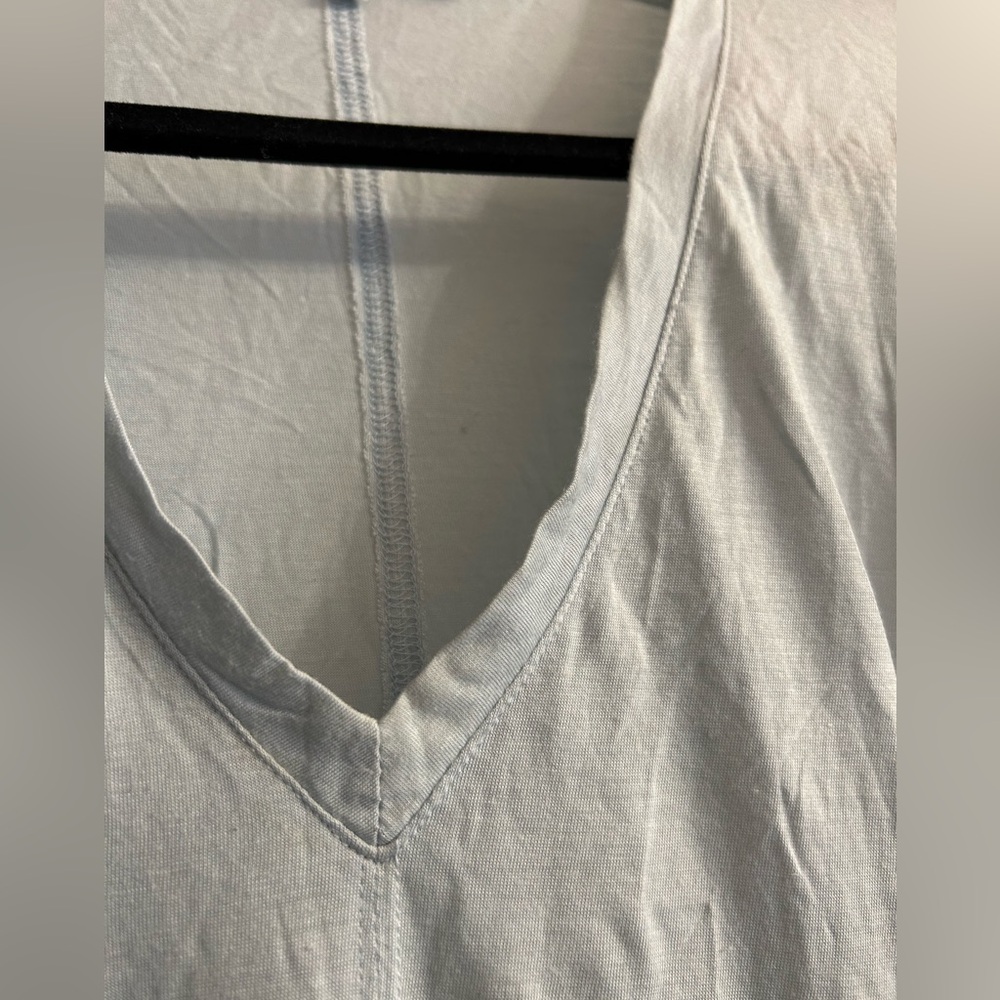 Helmut Lang Sky Blue V-Neck T-Shirt - Picture 3 of 5